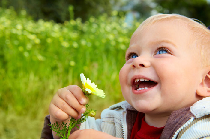 Child-laughing-mindfulness-for-children